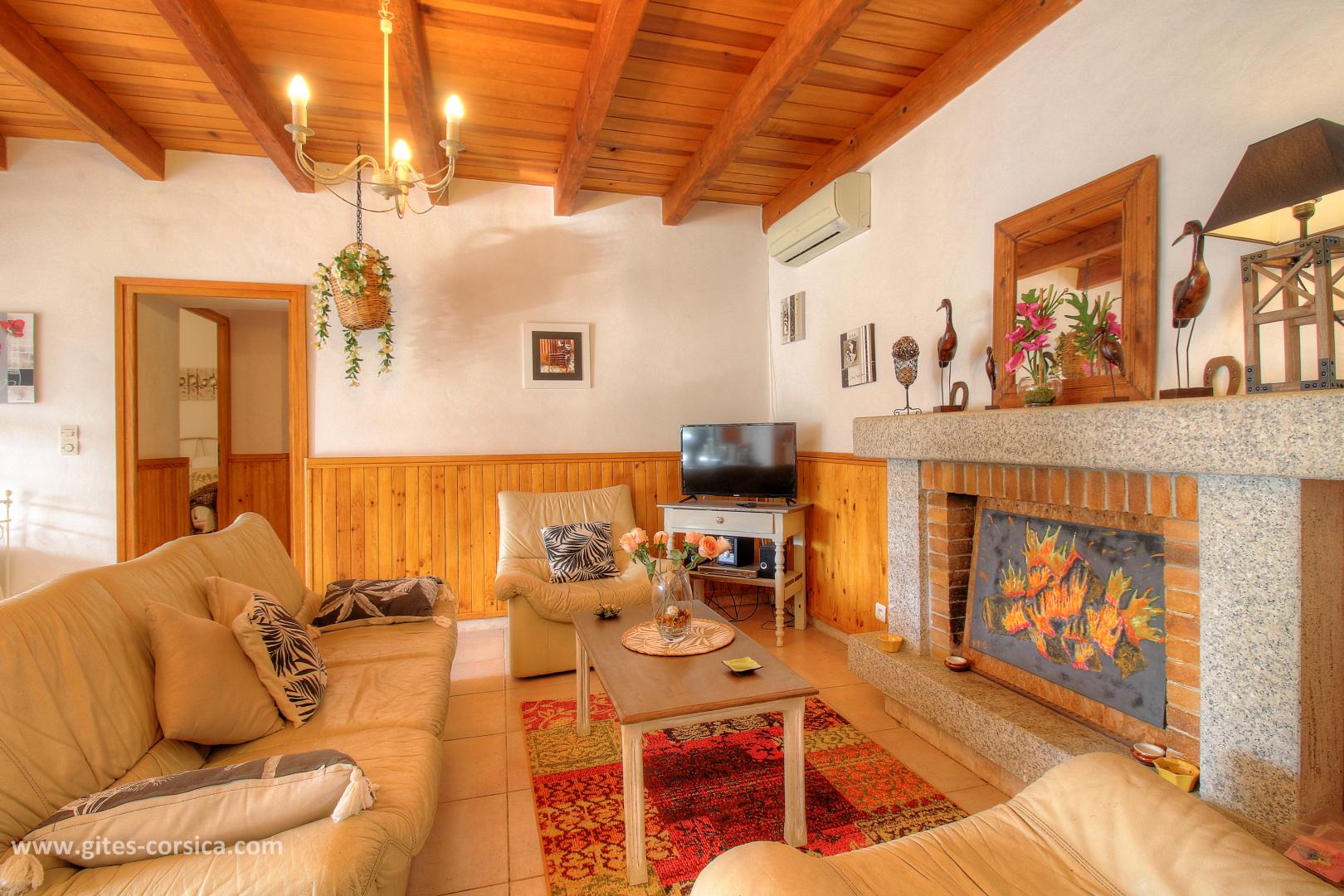 G�te rural � Sollacaro en Corse du Sud : chambre