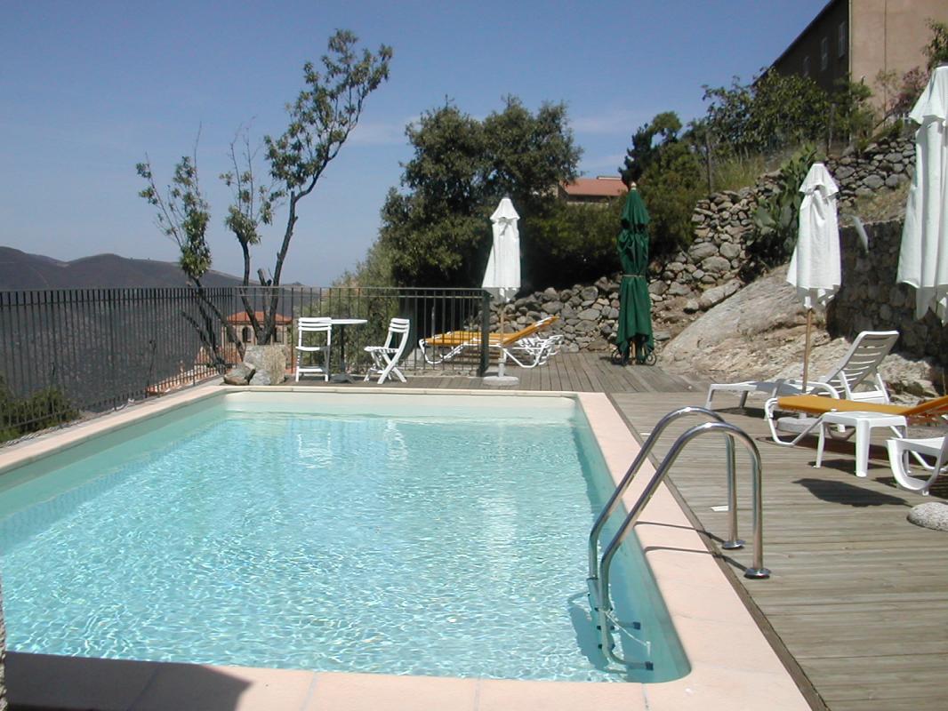G�te rural � Lama en Haute-Corse : la piscine