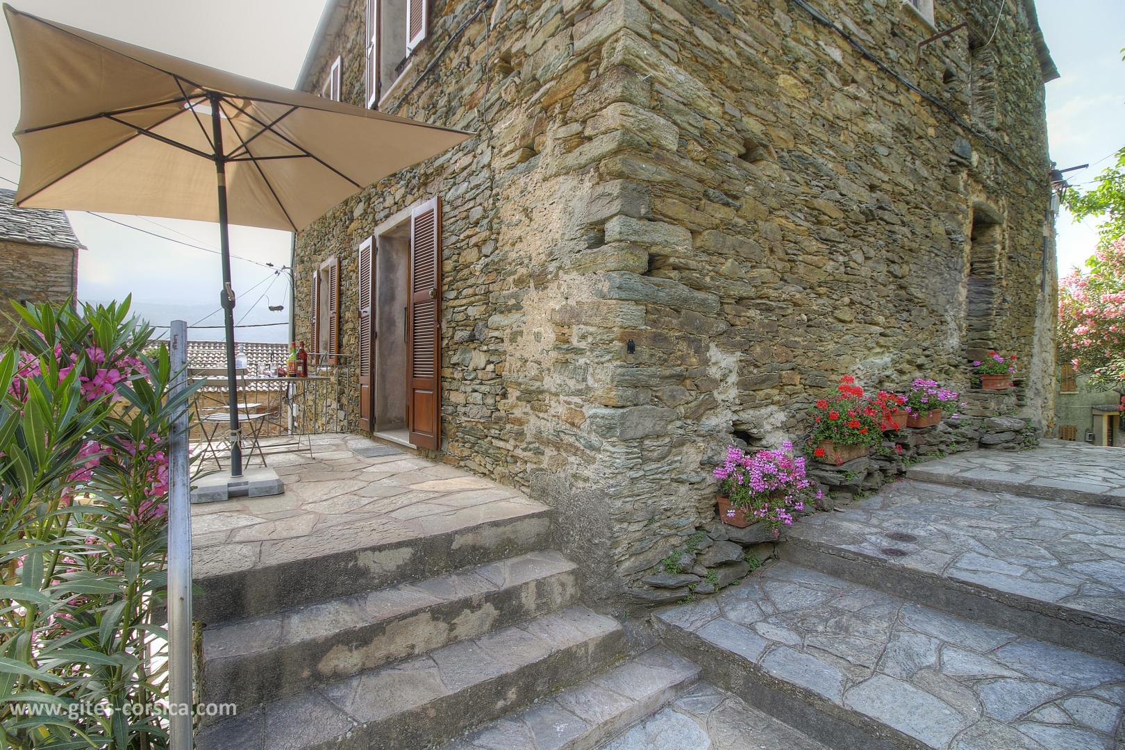 G�te rural � Scata en Corse : salle d'eau