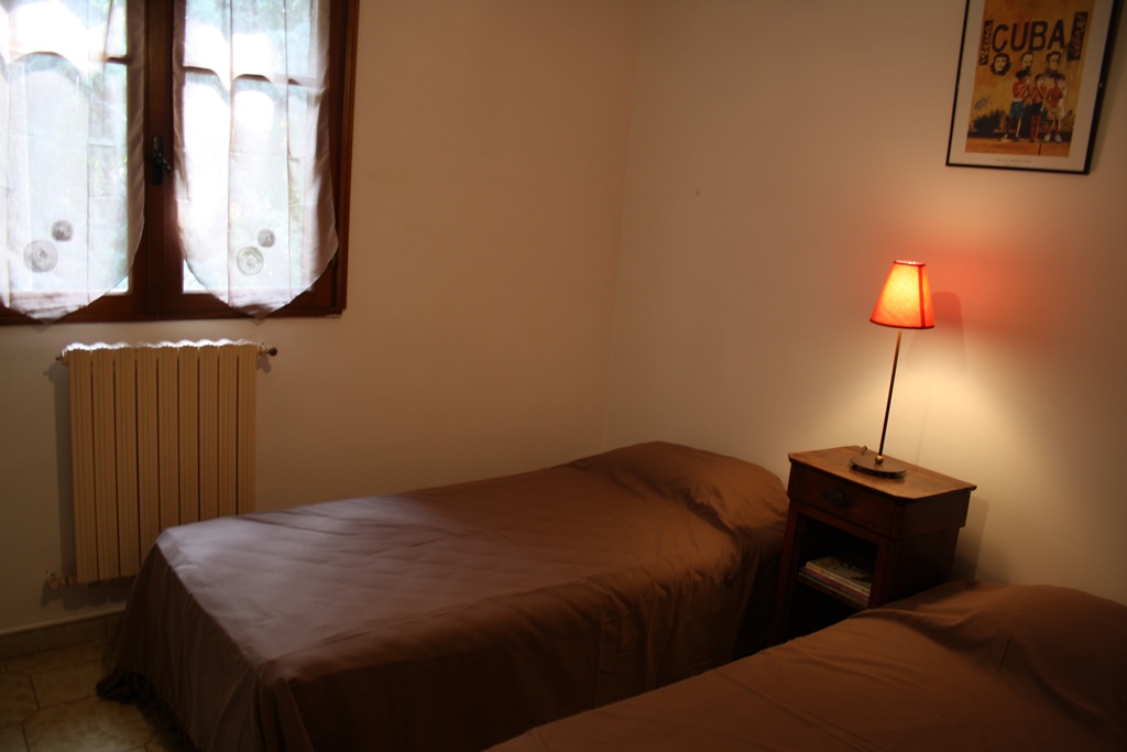 G�te rural � Bastelicaccia en Corse du Sud: chambre.