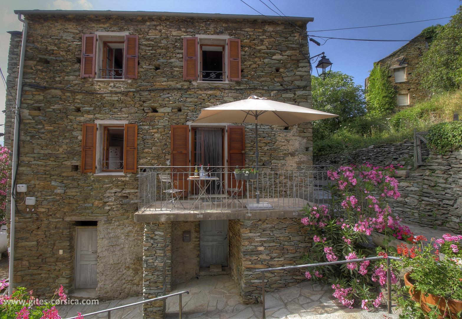 G�te rural � Scata en Corse : vue depuis le s�jour