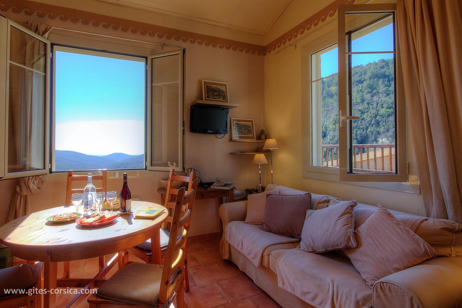 G�te rural � Pietroso en Corse : la chambre