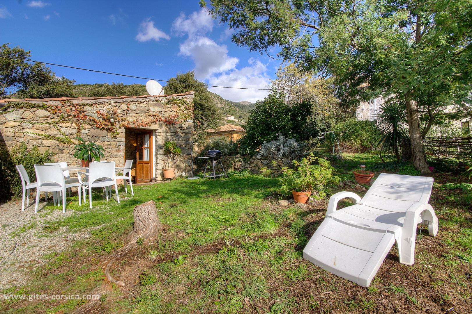 G�te rural � Pietralba en Haute Corse : chambre