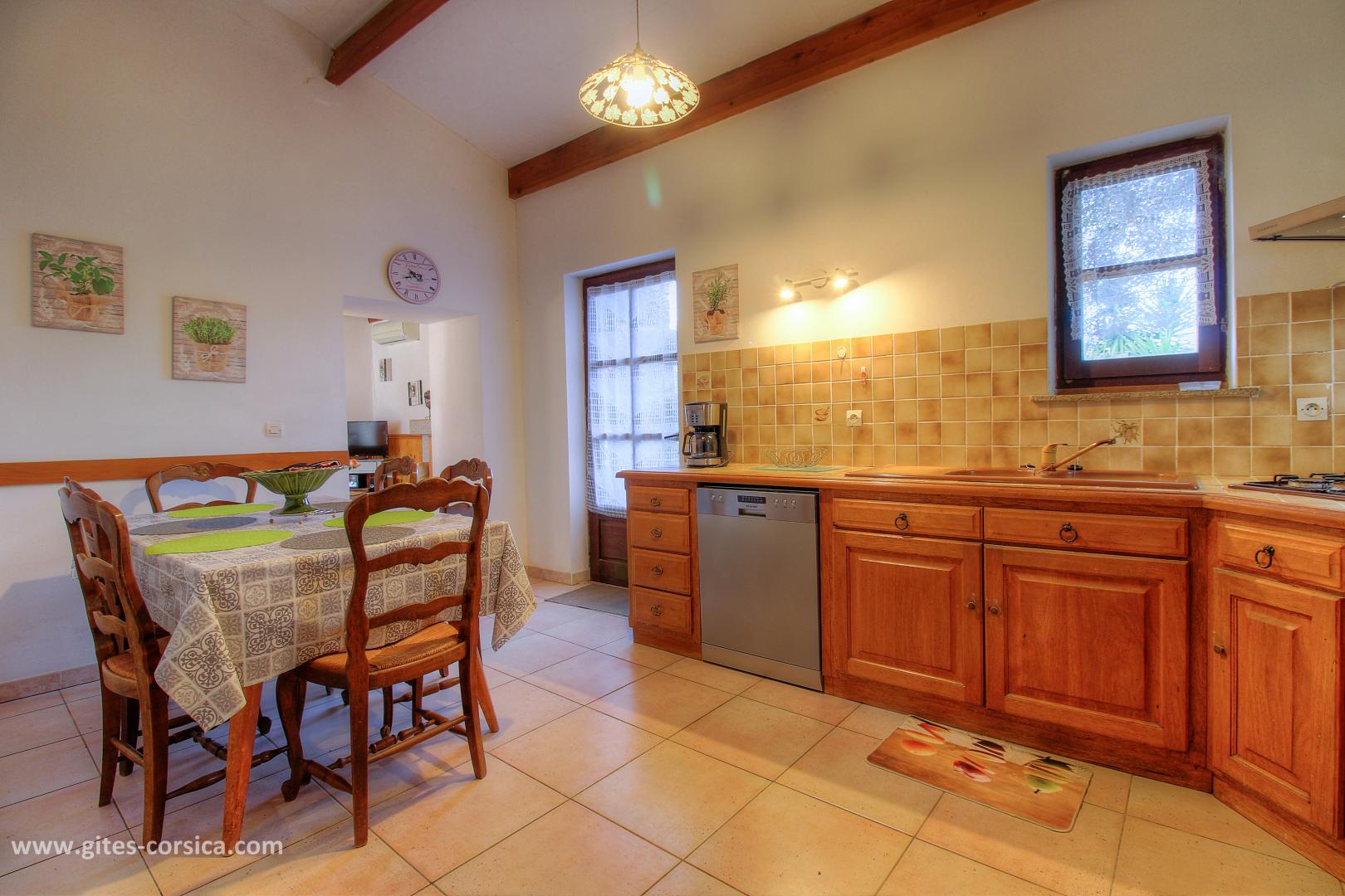 G�te rural � Sollacaro en Corse du Sud : chambre