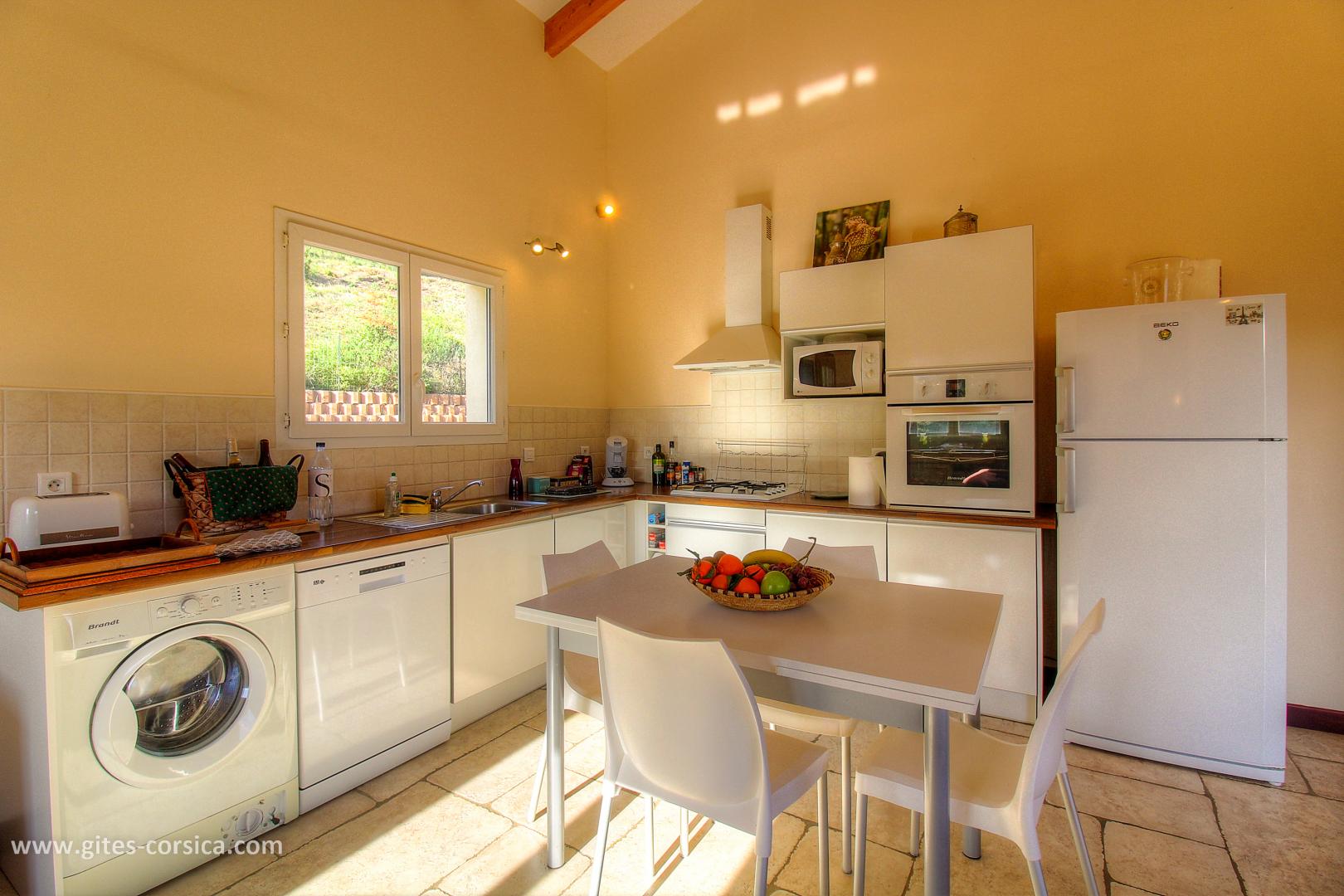 G�te rural � Ocana en Corse : chambre