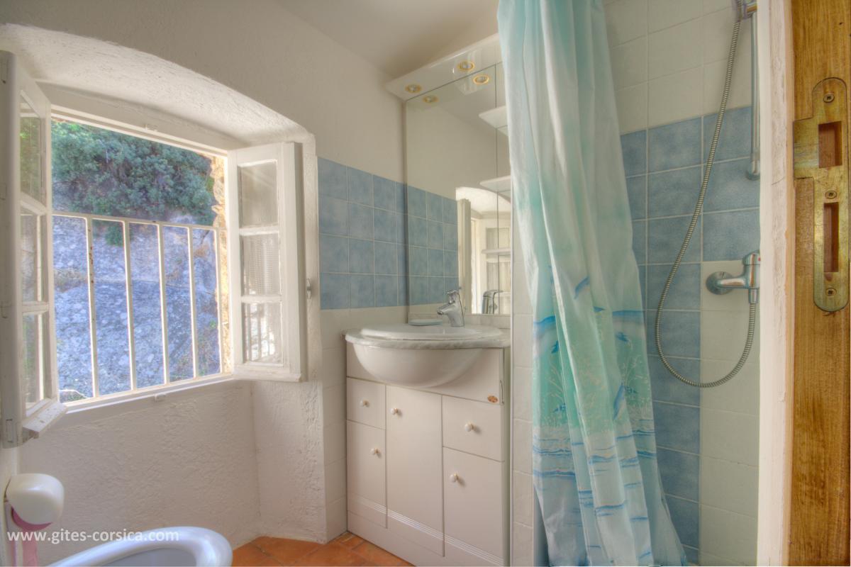 G�te rural � Lama en Haute-Corse : chambre