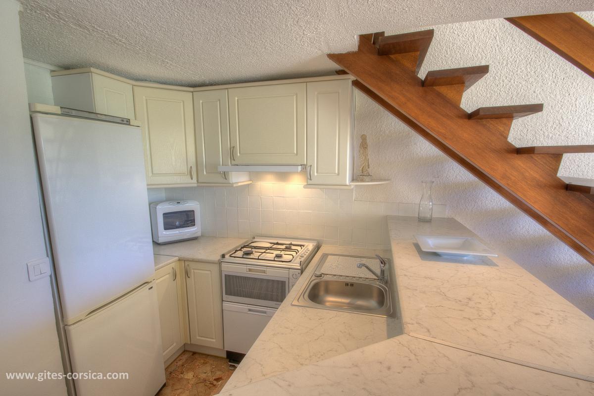 Appartement � Porticcio en Corse : le s�jour/cuisine