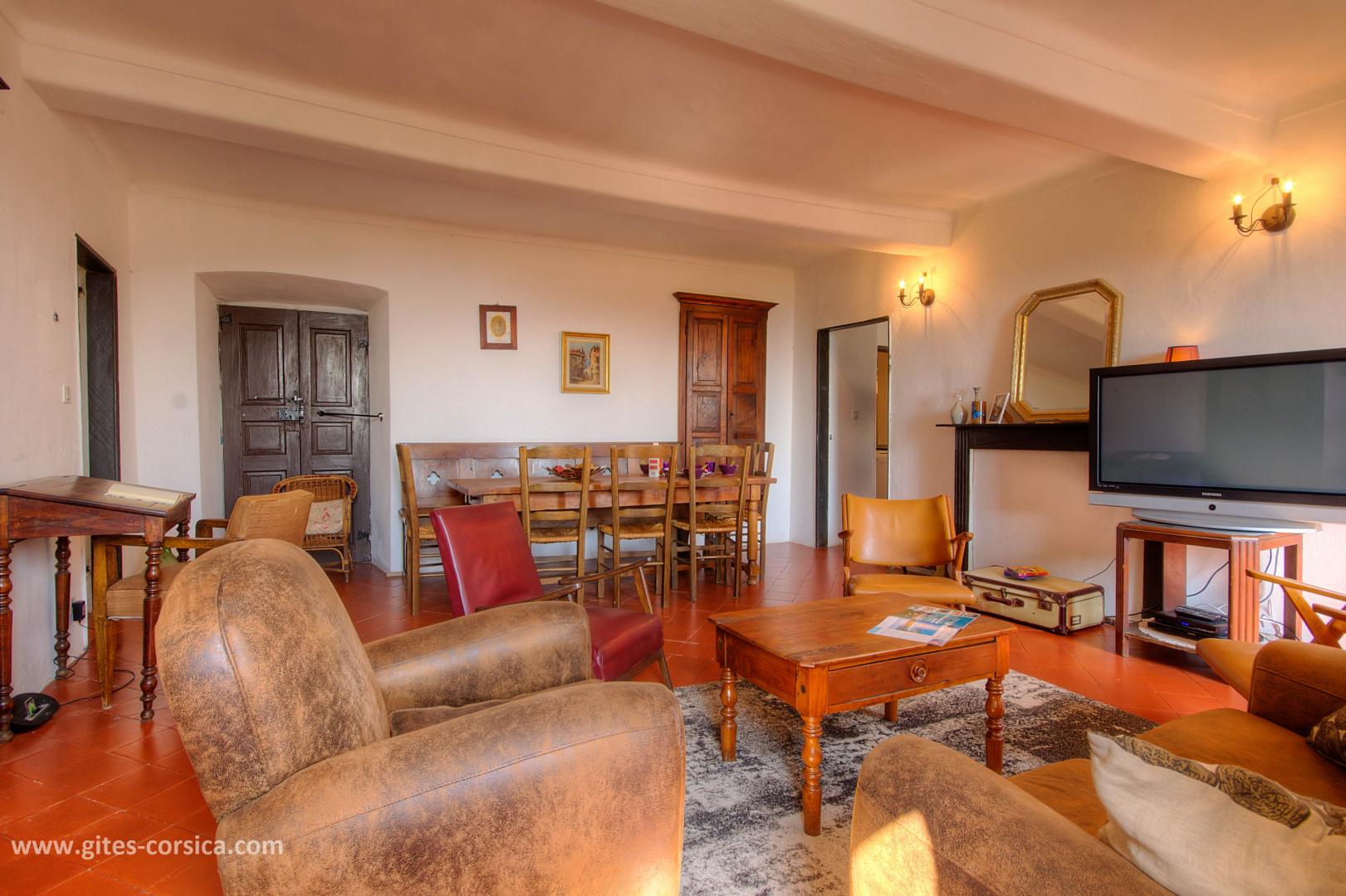 G�te rural � Cagnano en Haute-Corse : cuisine
