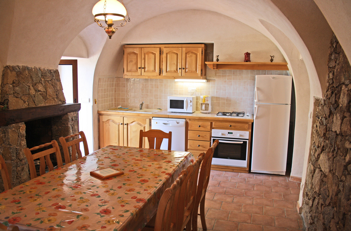 g�te rural � Corbara en Haute Corse : cuisine
