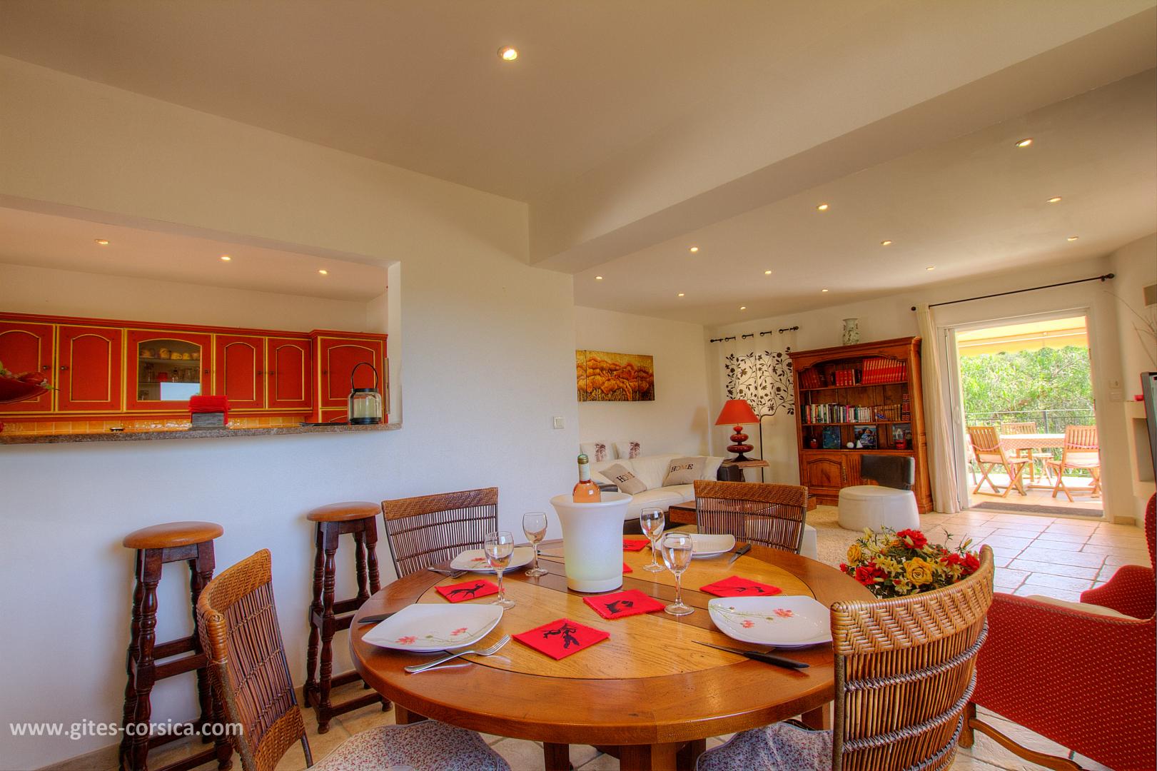 G�te rural � la plaine de Peri en Corse : chambre