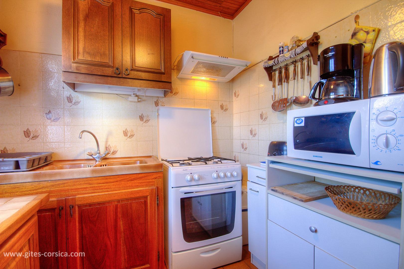 G�te rural � Castifao en haute-Corse : cuisine