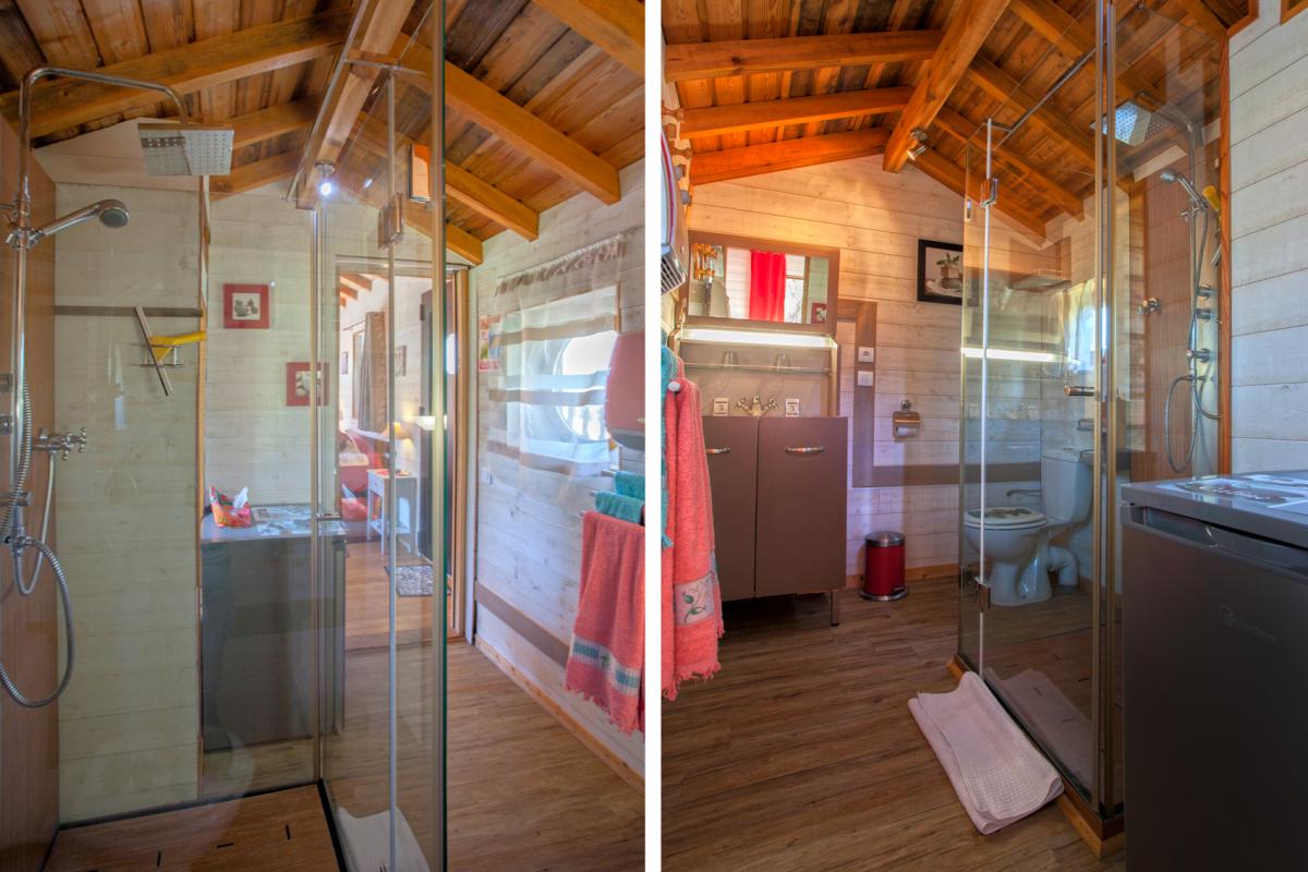 Cabane dans les arbres � Francardo en Haute-Corse : salle d'eau/wc