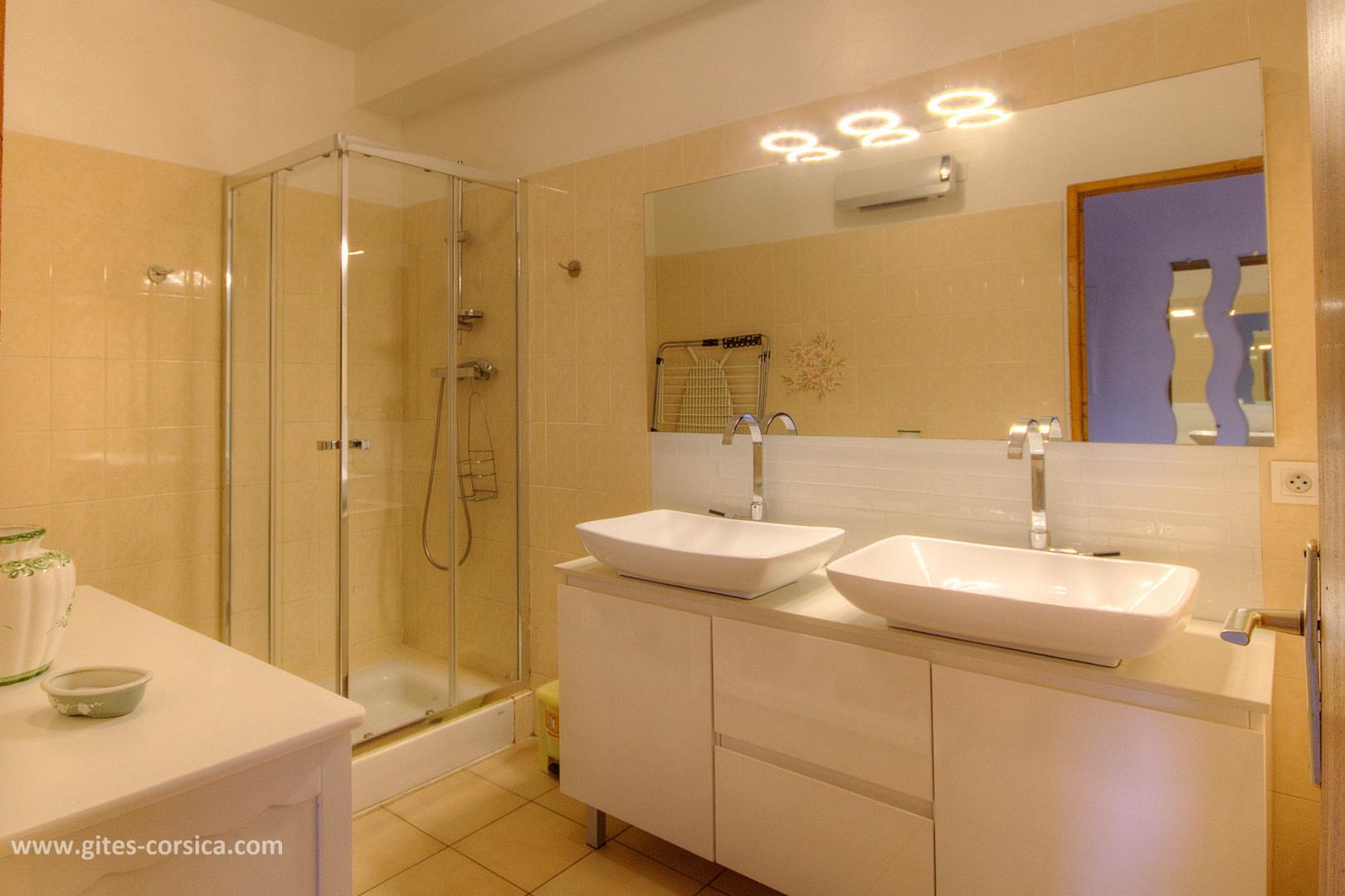  salon/salle � manger n�2