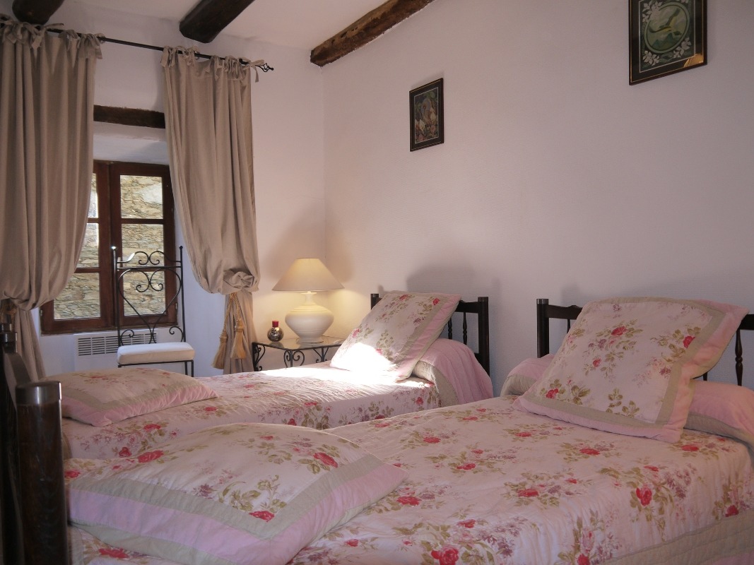 G�te en Corse, � Canari : Chambre Les mots bleus