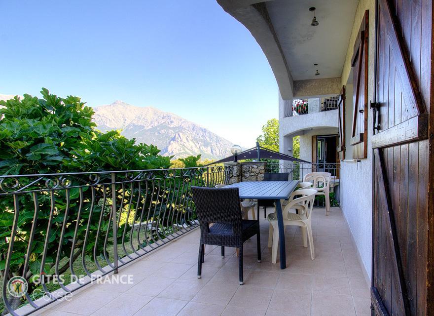G�te rural � Muracciole en Haute-Corse : chambre
