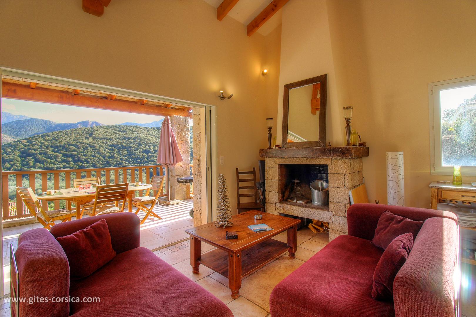 G�te rural � Ocana en Corse : terrasse