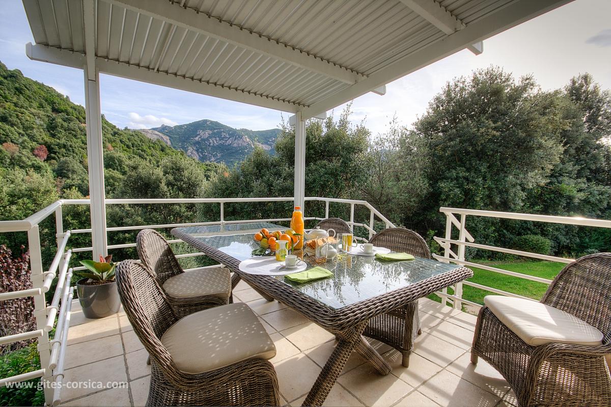 G�te rural � Ocana en Corse 