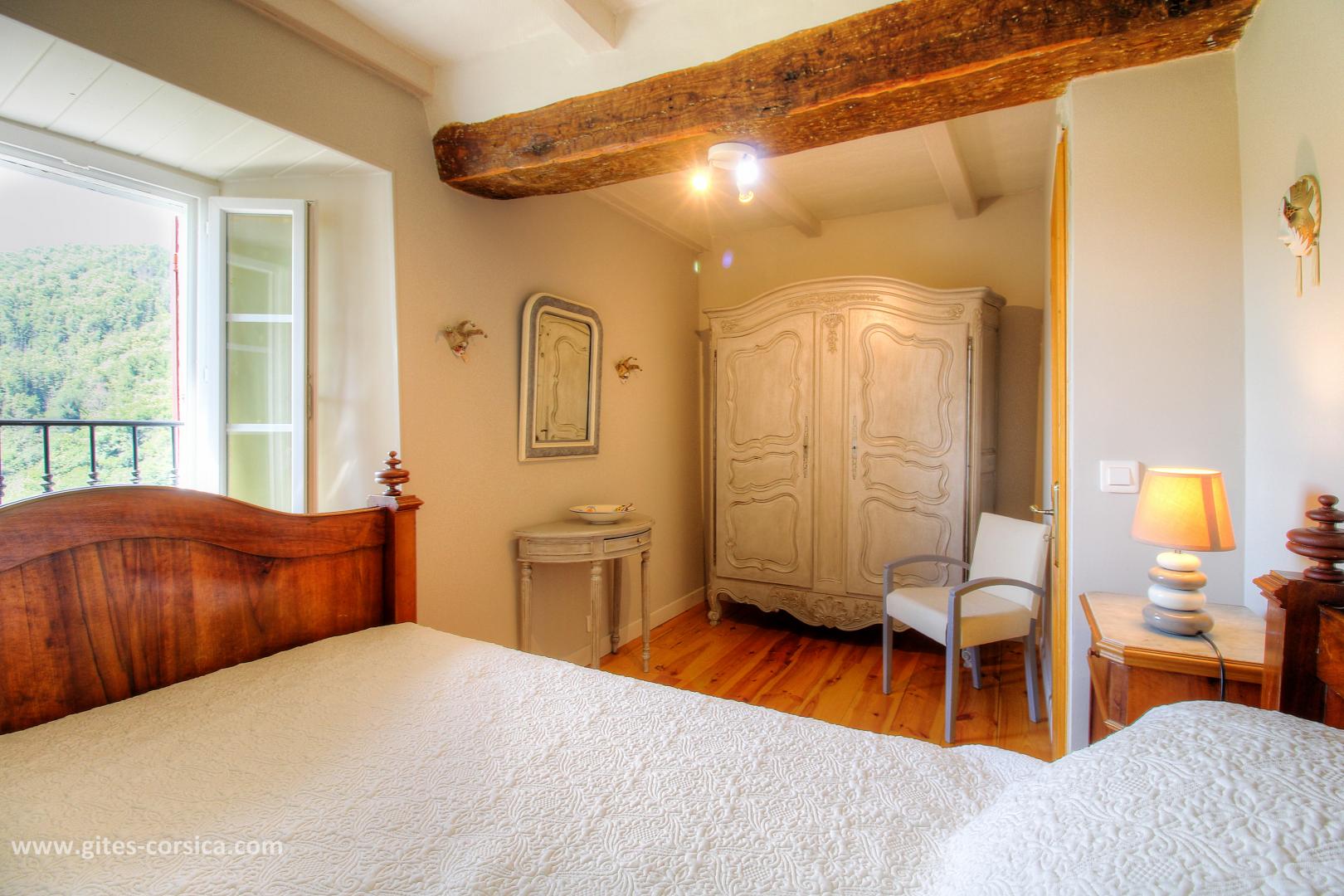 G�te rural � Poggio Marinaccio en Corse: une chambre