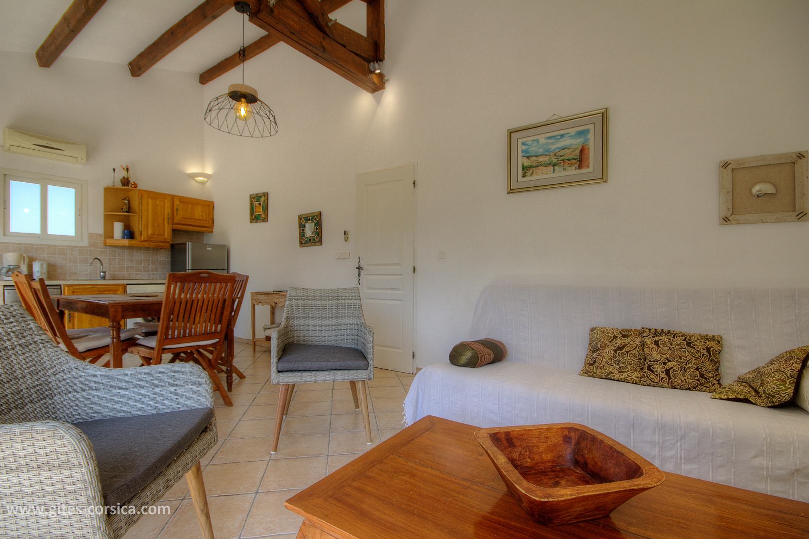 G�te rural 56123 � Querciolo en Haute Corse : le coin salon