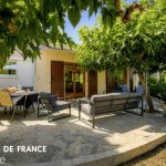 Gite &agrave; Ajaccio, Le Grand Ajaccio, Corse du Sud, Labellis&eacute; G&icirc;tes de France : la terrasse et la maison
